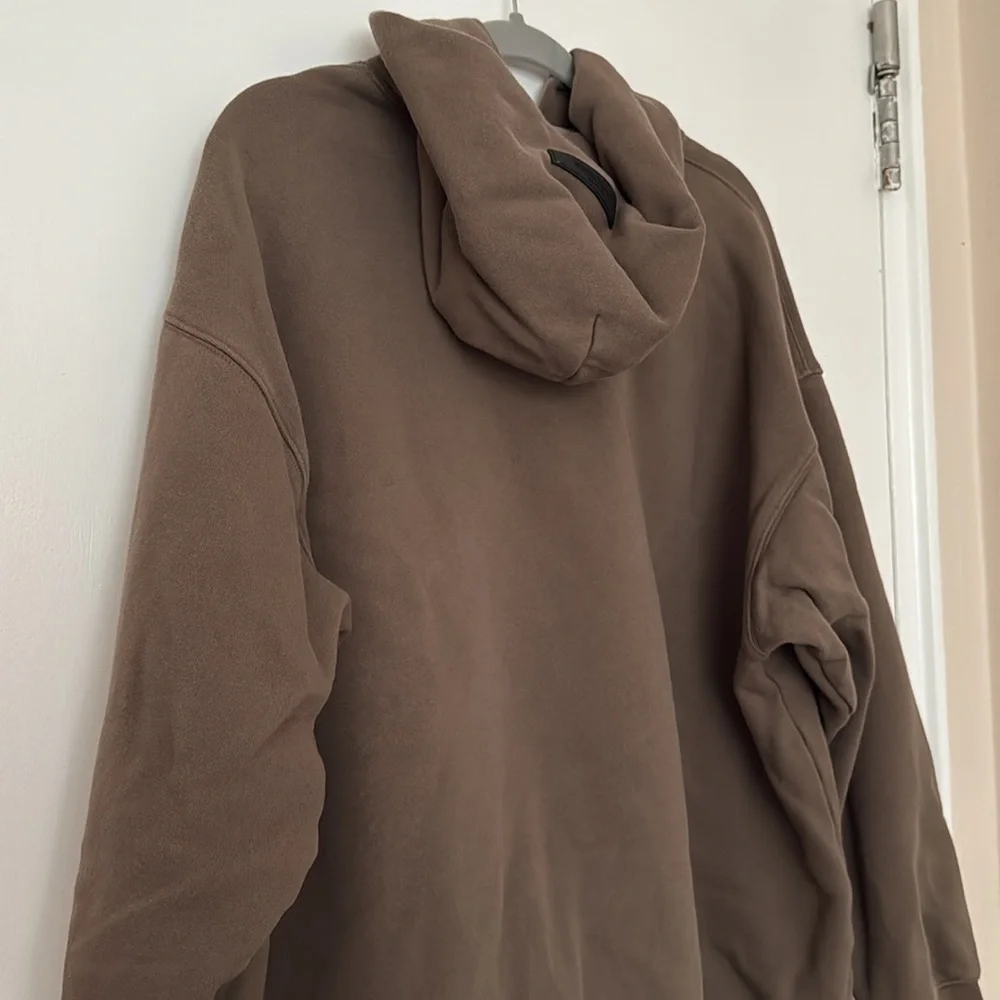 Essentials pullover hoodie - Picture 4 of 7